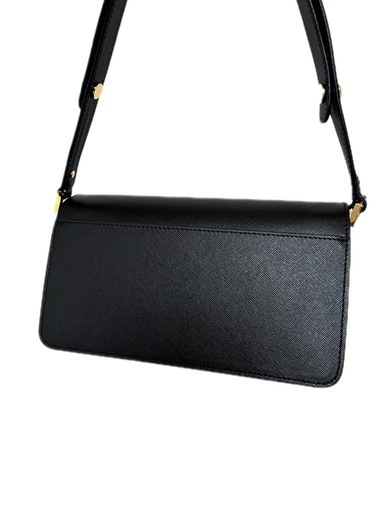値段交渉あり。MARNI サフィアーノレザーバッグ