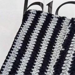 猫　ニット帽
の画像