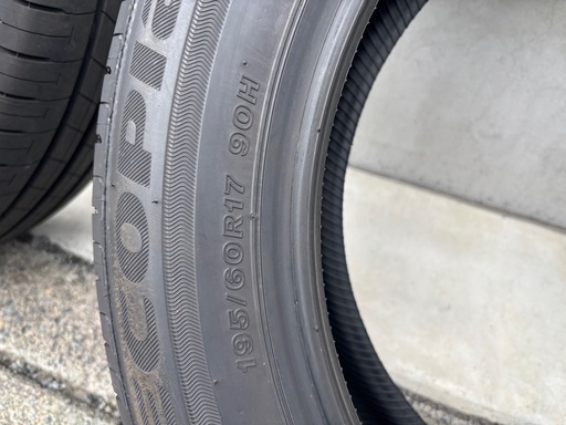 195/60R17  ライズ　新車外し　タイヤ