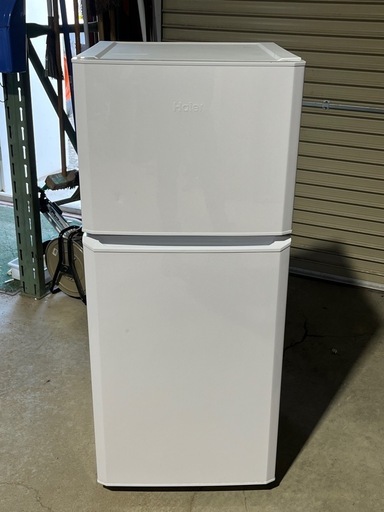 ハイアール　冷凍冷蔵庫　１２１Ｌ　２ドア　右開き　２０１７年製　ＪＲ－Ｎ１２１Ａ