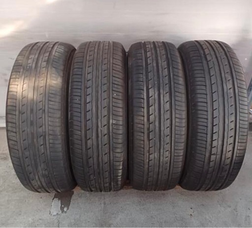 205/65R15　バリ溝
　114.3 5H スチールホィール付き
