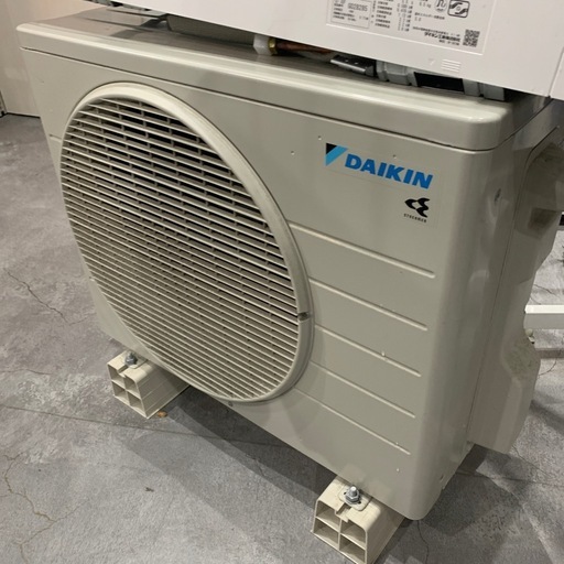 HITACHI/日立 5.6kwエアコン 2018年製 RAS-V56H2 No.4502● ※現金、クレジット、スマホ決済対応 RAS-V56H2(W)+RAC-V56H2｜日立ルームエアコン[Vシリーズ][200V]
