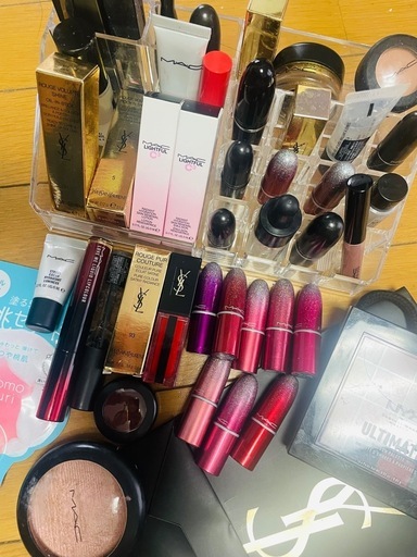 MAC,YSL コスメ,限定品,未使用多数　定価8万超え