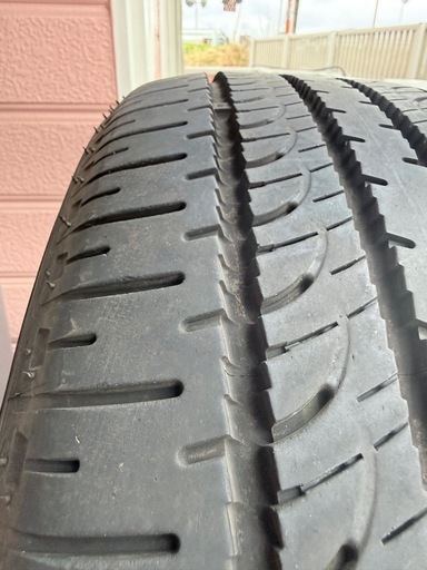 YOKOHAMA 225/55R18 4本 8分山
