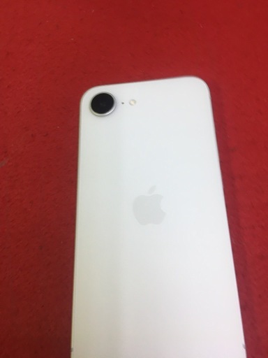 iPhone16e  128GB　B100%