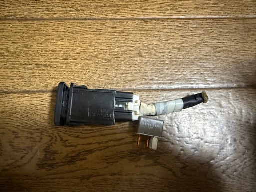 L235Sエッセ純正オプション フォグランプ 左右セット
