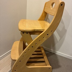 子供用品、イス、キャスター付き、大人もOKの画像