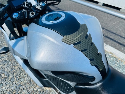 北海道 スズキ ジクサーSF250 外装美品！走行少ない！バッテリー付き