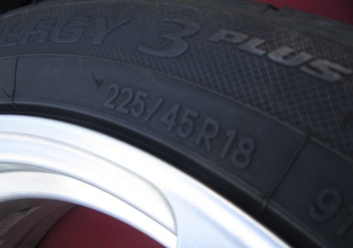 ★超激レア 極上品 バリ山 軽量 ヨコハマ KREUZER 225/45R18 オデッセイ クラウン マークX アテンザ RX-8 ス