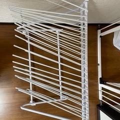 スラックスハンガーの画像