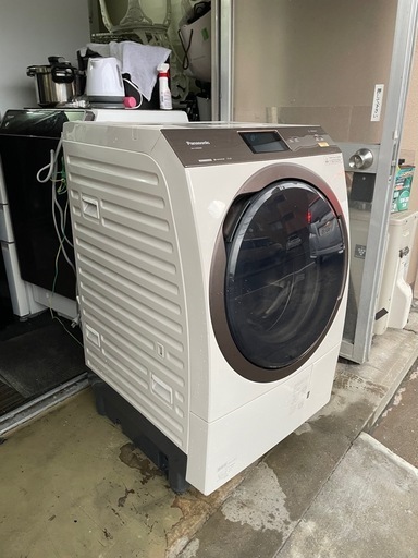 北九州市内配送無料　保証付き パナソニックNA-VX9900Rドラム式洗濯乾燥機  [洗濯11.0kg /乾燥6.0kg /ヒートポンプ乾燥 /右開き]