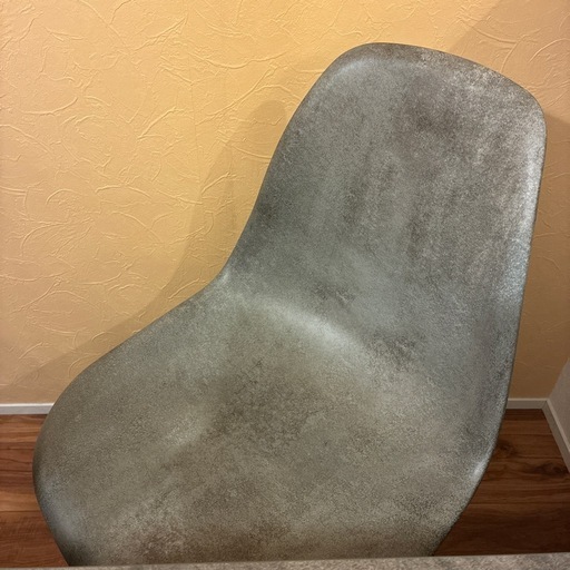 ダイニングテーブルとイスのセット(お値下げしました)