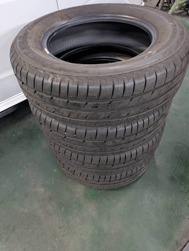 Bridgestone タイヤ