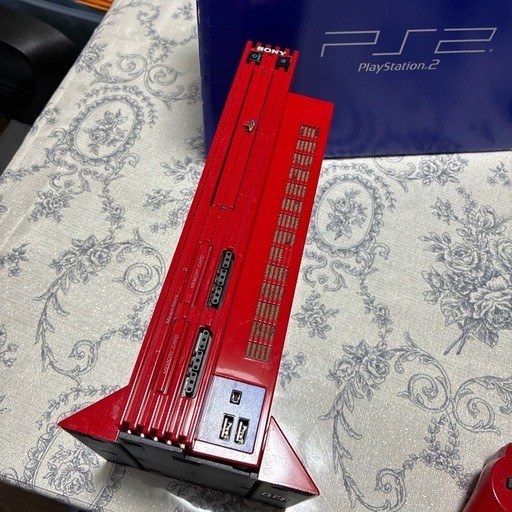 PS2 本体 レッド 限定カラー　箱付き コントローラー付 動作未確認