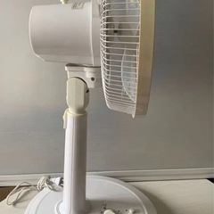 TEKNOS (テクノス) リビングメカ扇風機 30cm羽根 ホワイト KI-1730-Wの画像