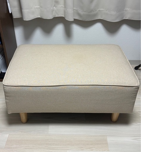 オットマンベージュ (トゥーシュー) 札幌のソファ《オットマン》の中古 