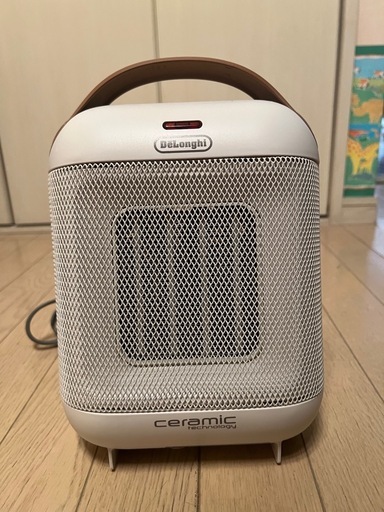 【美品】De'Longhi (デロンギ) ファンヒーター