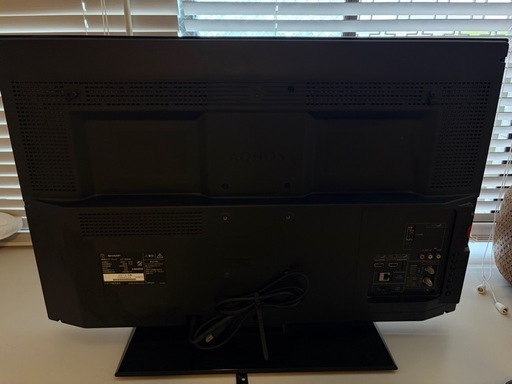 SHARP AQUOS 32型 液晶テレビ 2013年製