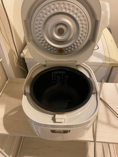 炊飯器 (たくみ) 和歌山のキッチン家電《炊飯器》の中古あげます・譲り 