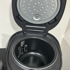 【取引中】アイリスオーヤマ 炊飯器の画像