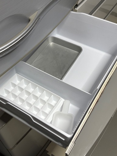 【超早い者勝ち】◇◆AQUAアクア　冷蔵庫　大容量355L シルバー◆◇おまけ付