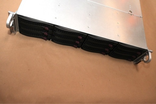 Supermicro X10DRU-i+ 2U サーバ
