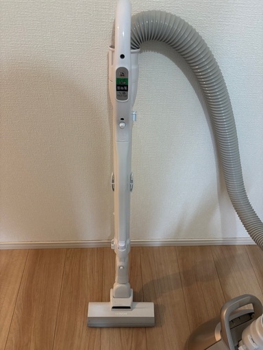 掃除機　日立（HITACHI）の紙パック式クリーナー「かるパック CV-KP300K」