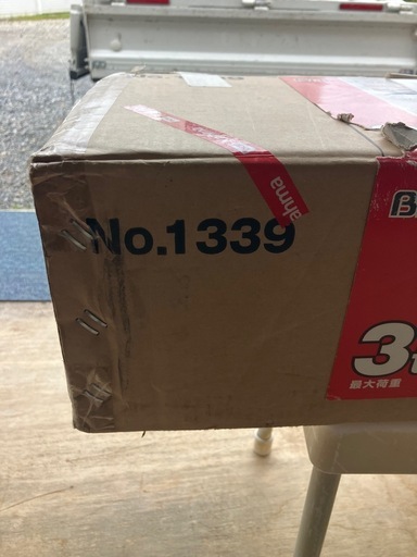 油圧式フロアジャッキー3トン