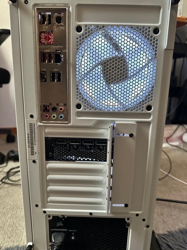 自作ゲーミングPC