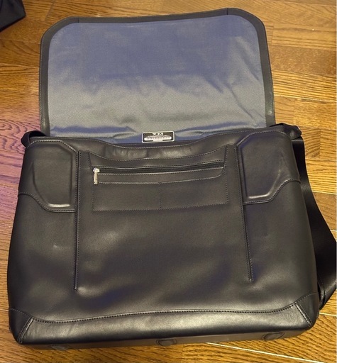 美品 TUMI 2948D T-Track Tas Messenger Laptop / トゥミ フラップ式 スムースレザー 牛革 メ