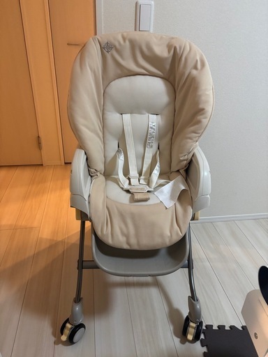 コンビcombi電動ハイローチェア (もち) 松戸の子供用品の中古あげます 