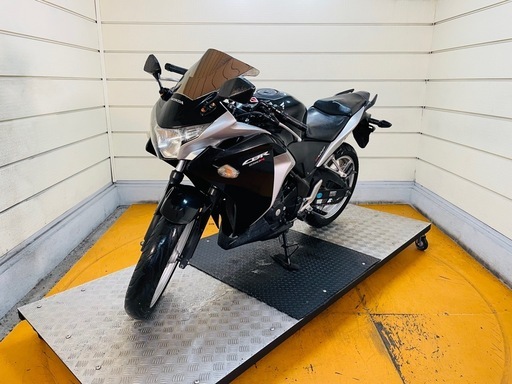 18288km ★始動動画あり★ ホンダ CBR250R MC41　中型　兵庫県　神戸市　バイク