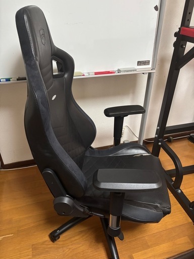 Noblechairs（ノーブルチェアーズ） 高性能ワーキングチェア EPIC