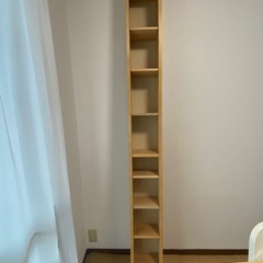 IKEAのGNEDBY（グネードビー）本棚の画像