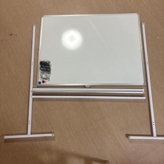 大型回転キャスター付きホワイトボード170✖️125の画像