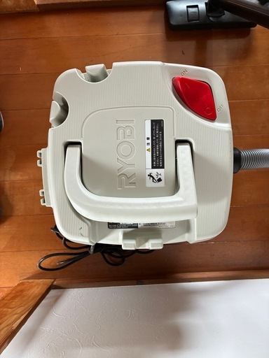 【受け渡し決定済み】掃除機　リョービ 集じん機 VC-1150