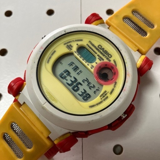 CASIO G-SHOCK初代ジェイソンモデルDW-001イエロー超レア現状品、used品、ジャンク品扱い修理、部品取りにお使い下さい！