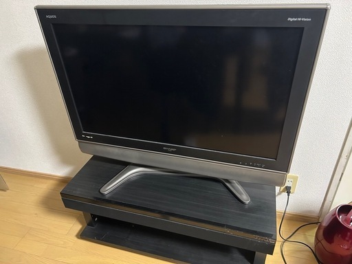引き取り限定・無料】AQUOS 37型液晶テレビ（リモコン有）＋スピーカー 