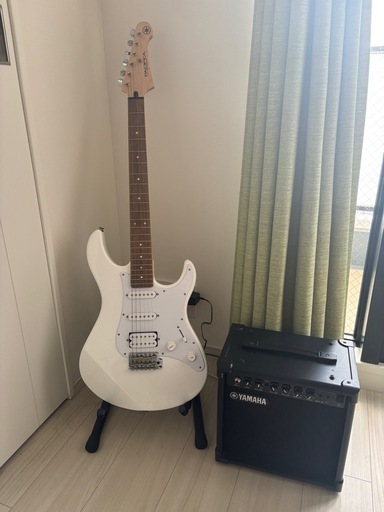 YAMAHA PACIFICA012