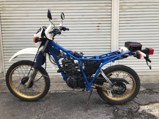 ヤマハXT200