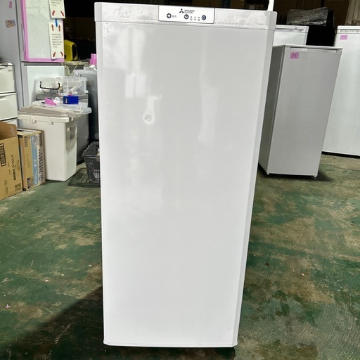 冷凍庫　三菱　2021年製　121L 　25
