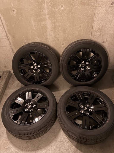 デリカd5シャモニー　純正ホイールタイヤセット　新車外し