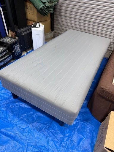 シングルベッド