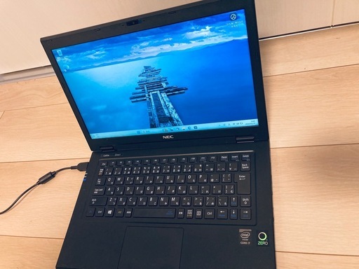 世界最軽量NEC Corei7搭載／8GB/SSD/Win11/Office