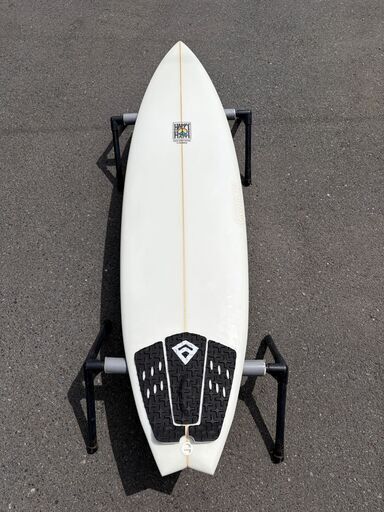 ヨシノ(YOSHINO SHAPE SURFBOARD)サーフボード カスタム　6’2ft PU　FCS2フィン