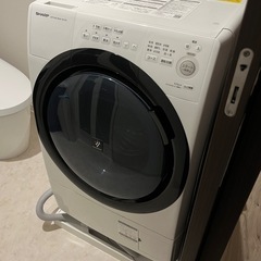 ドラム式洗濯機の画像