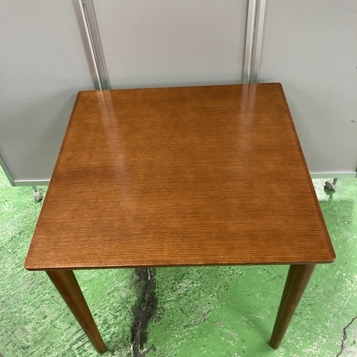 カリモク60+ ダイニングテーブル