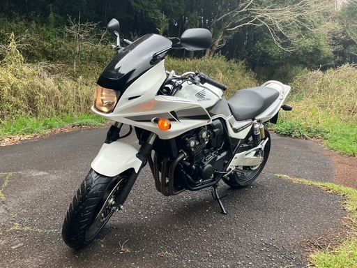 始動動画有り　
超低走行 H23 CB400SB NC42 車検2年付コミコミ価格