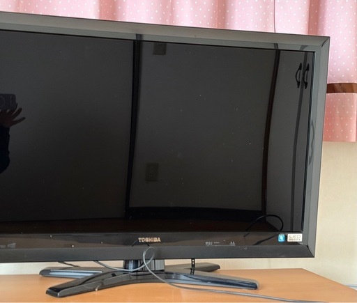 REGZA  37インチ　テレビ