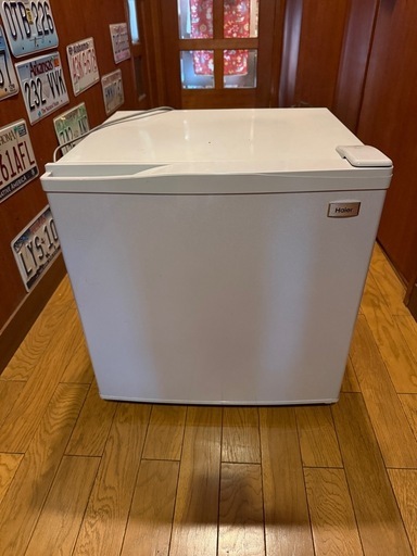 ほぼ新品　冷凍庫